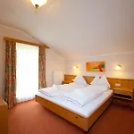 Felsenhof Hotel