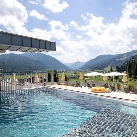 Hotel Felsenhof Flachau