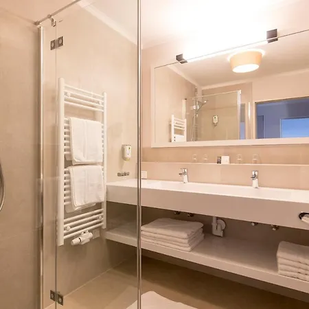 Felsenhof 4* Flachau