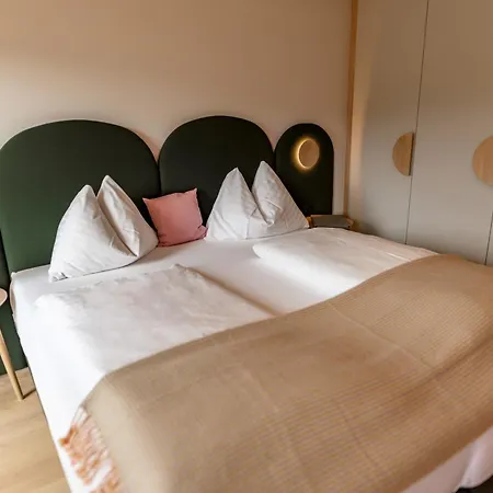 Felsenhof Hotel