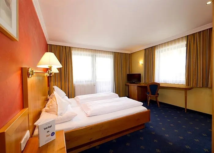 Otel Felsenhof 4*