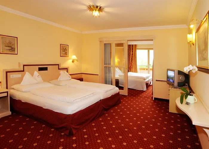 Felsenhof Otel 4*